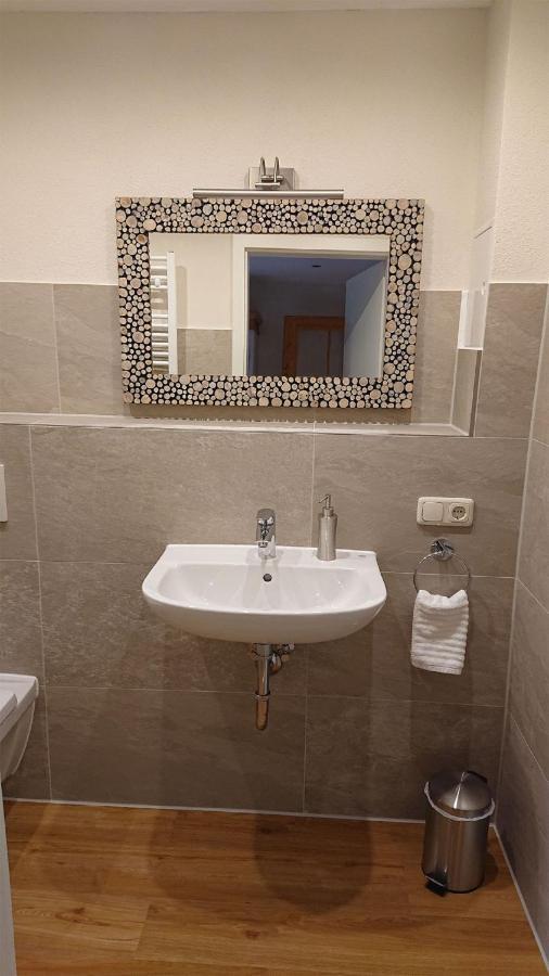 Gemuetliche Ferienwohnung Am Ortsrand Kreuzwertheim Extérieur photo